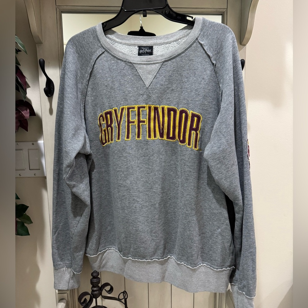 Harry Potter Gryffindor, gray long sleeve hoodie, size L